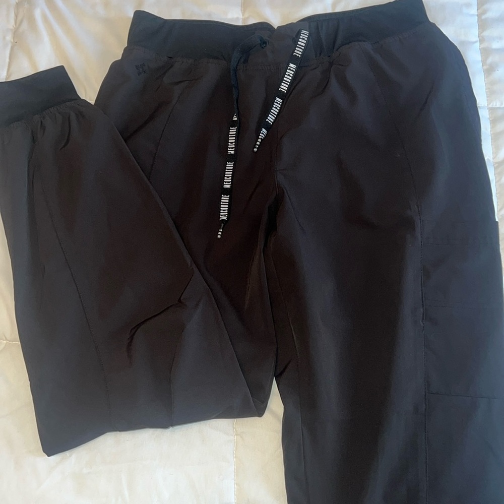 Medcouture Peaches Black Nursing Joggers